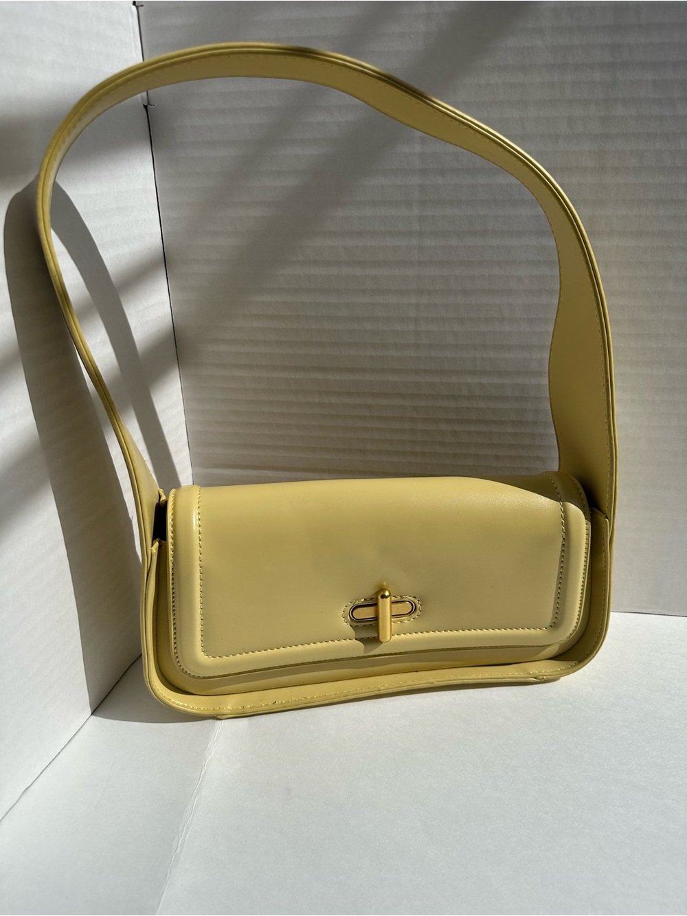 Rachel Zoe Pastel Yellow Structured Shoulder Bag Gold Turn Lock Baguette Style